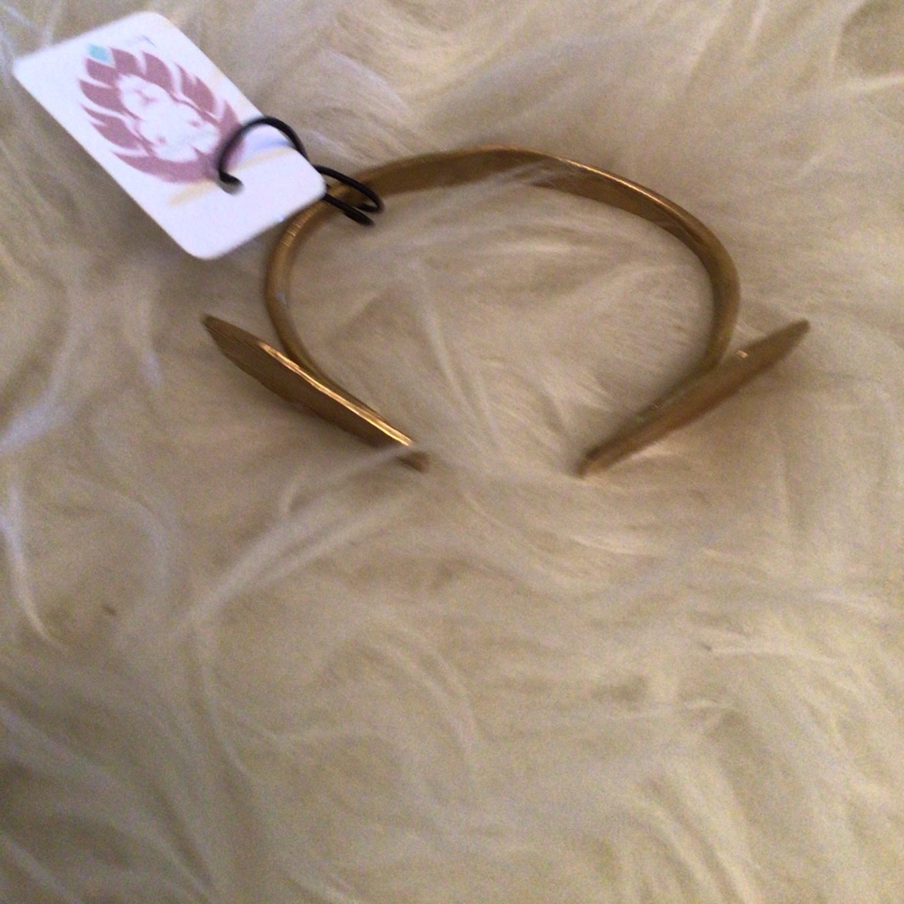 NEW! Boho arrow cuff